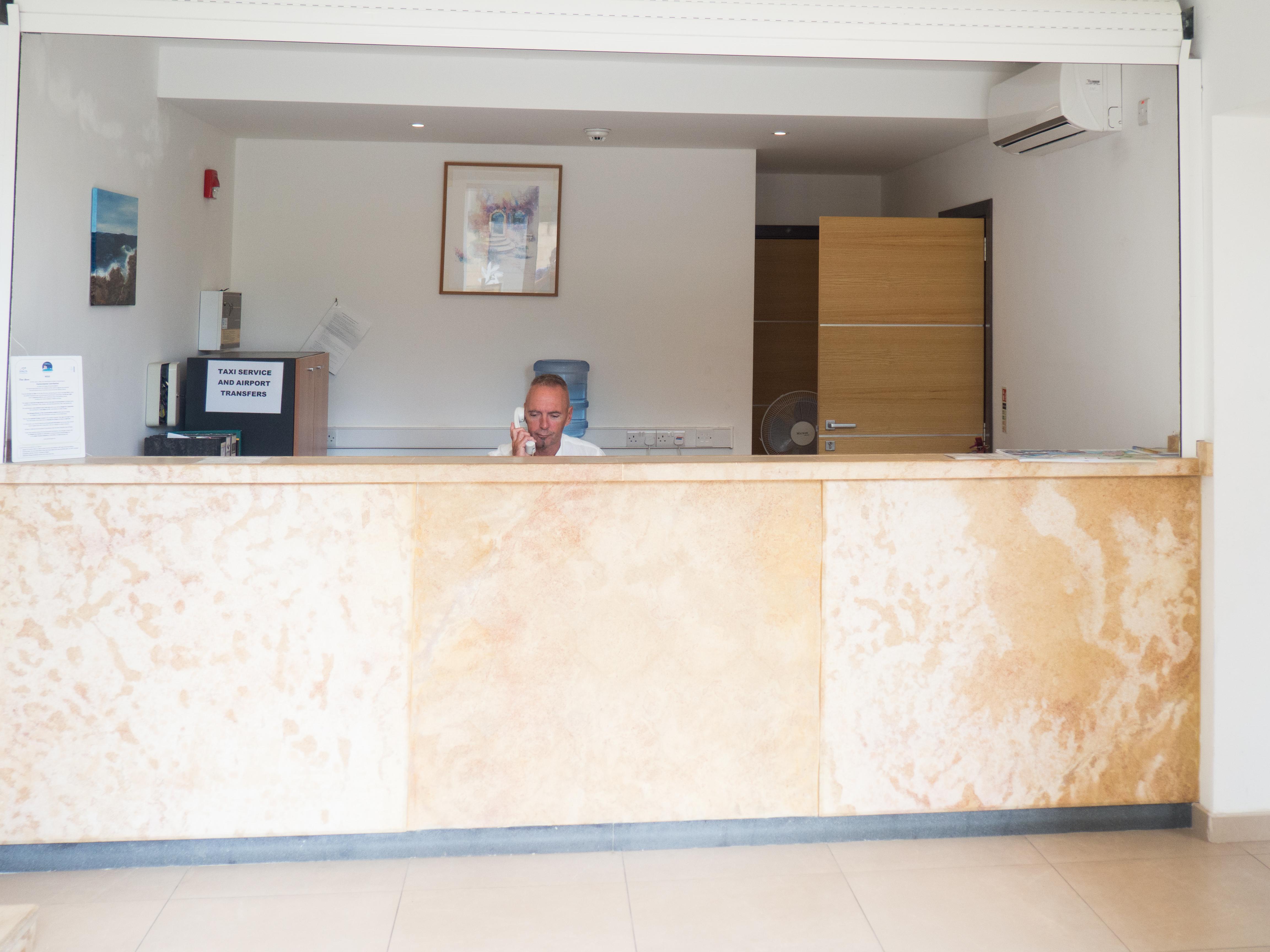 Huli Hotel & Apartments Qawra Exterior foto
